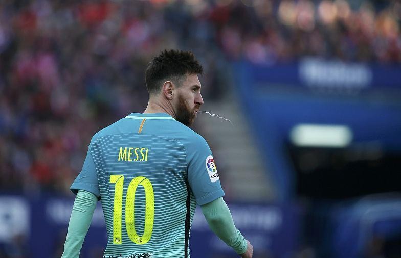 包含里昂遭遇主场失利，球迷不满情绪高涨的词条